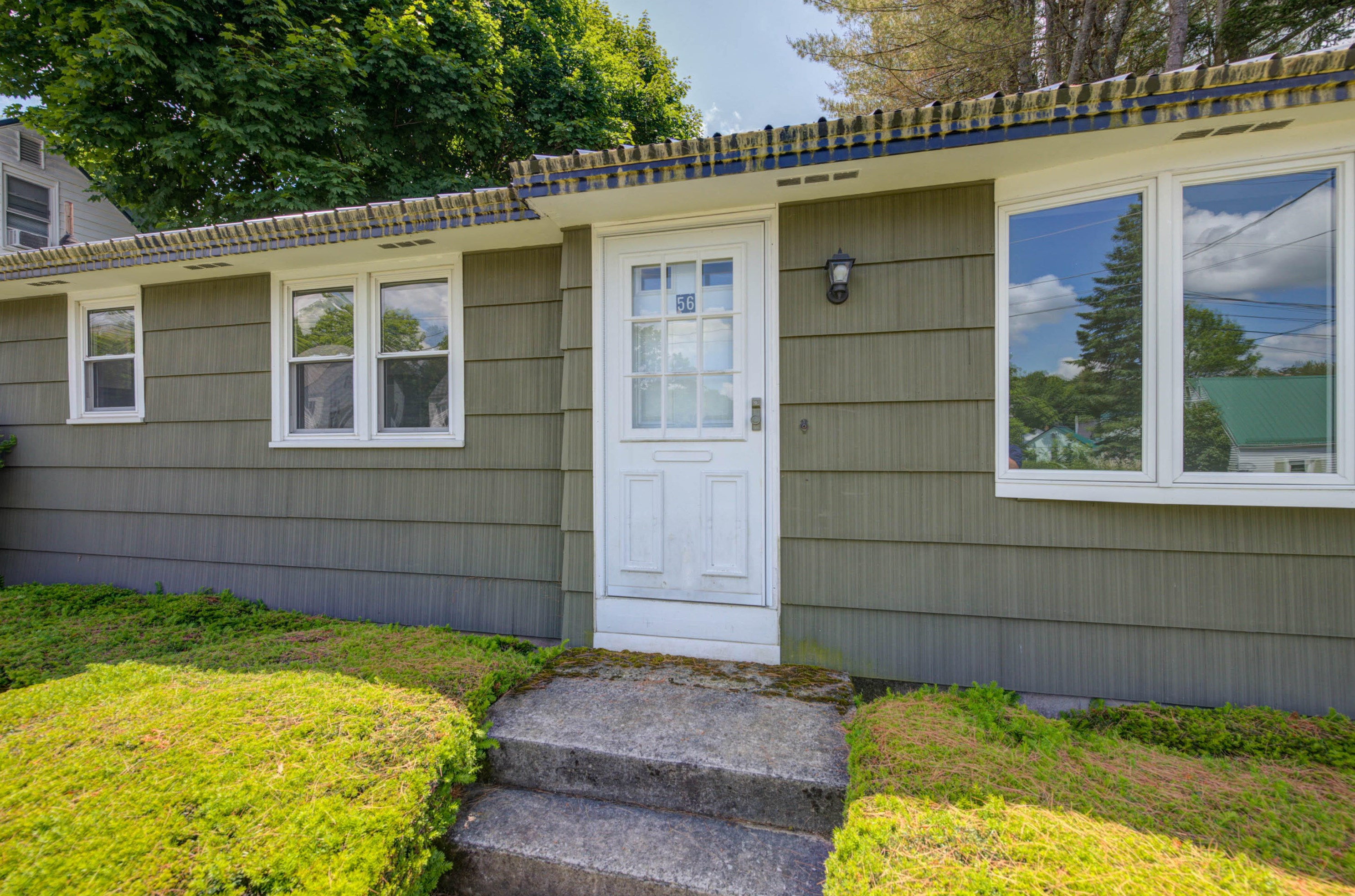 56 Newland Ave, Augusta, ME 04330