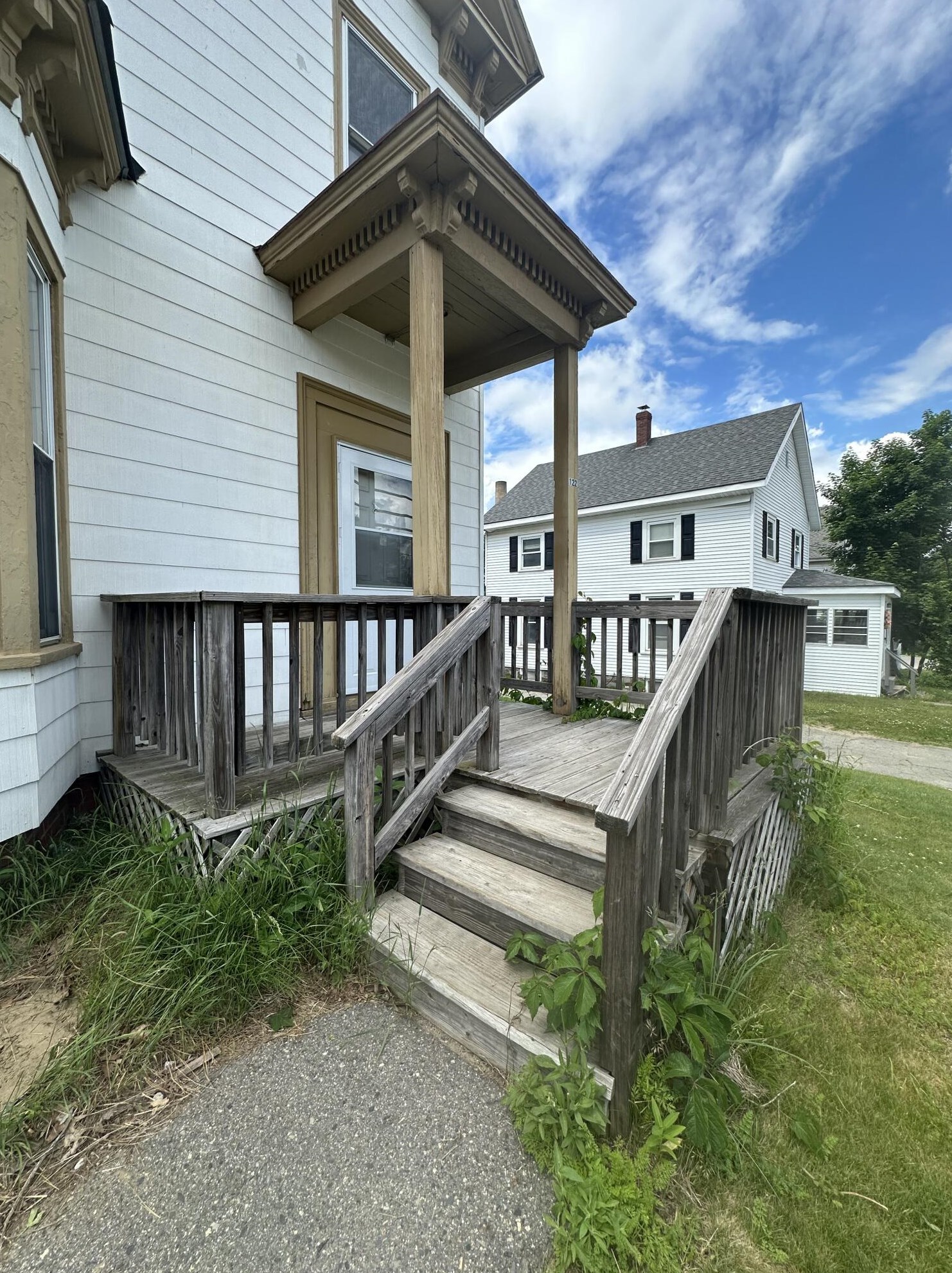 122 Benton Ave, Waterville, ME 04901
