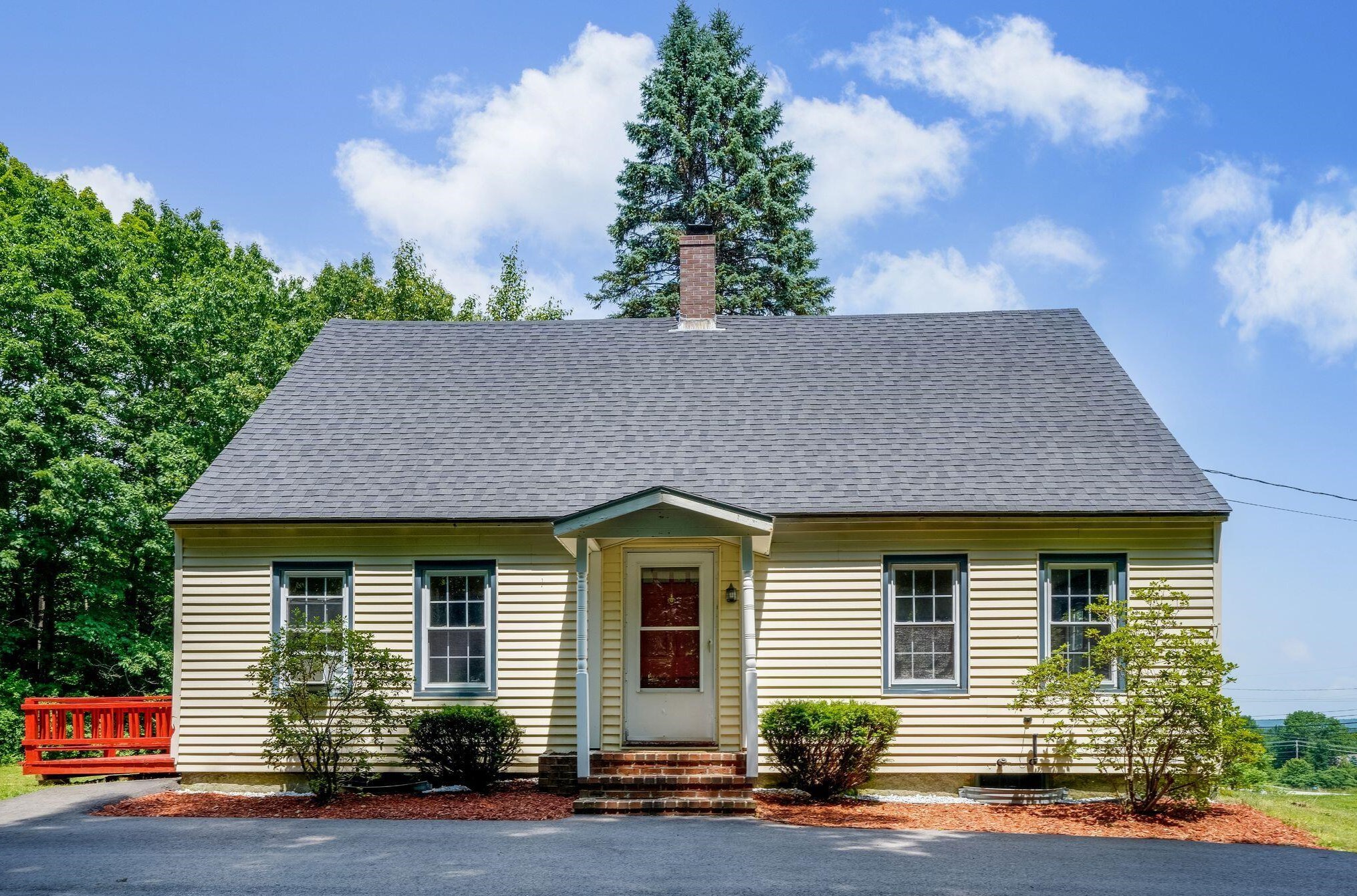 330 Gray Rd, Windham, ME 04062