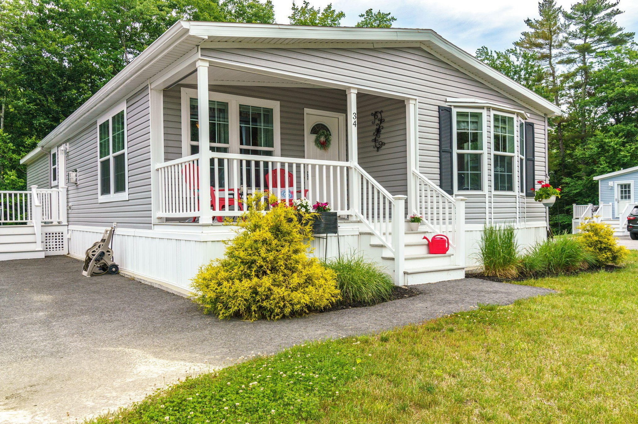 34 Meadow Dr, Turner, ME 04282