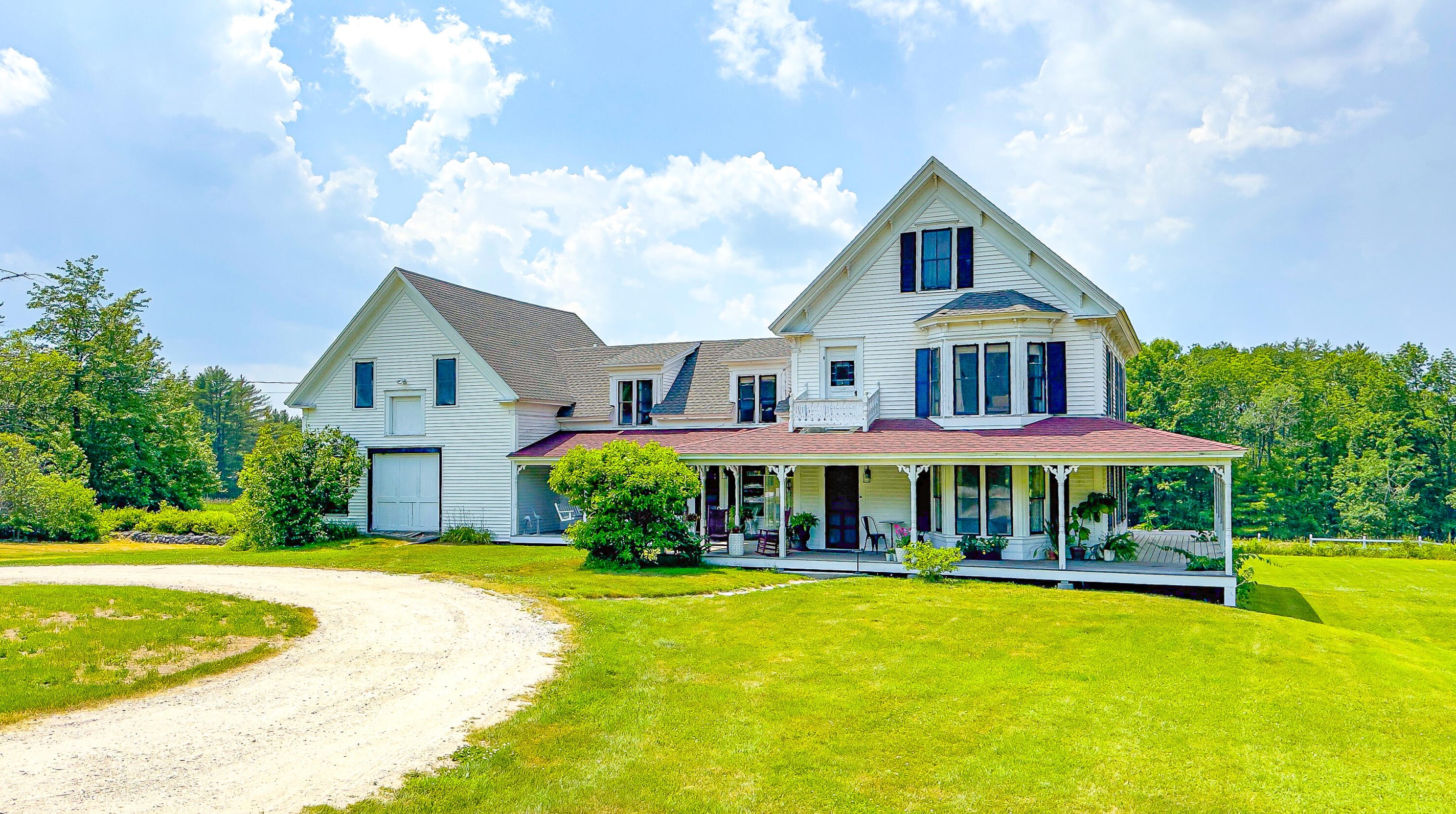 1098 Main St, Lovell, ME 04051