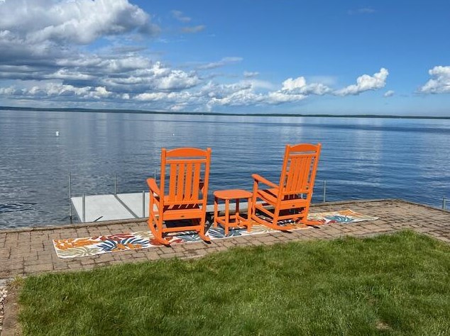 34 South Beach St, Sebago, ME 04029