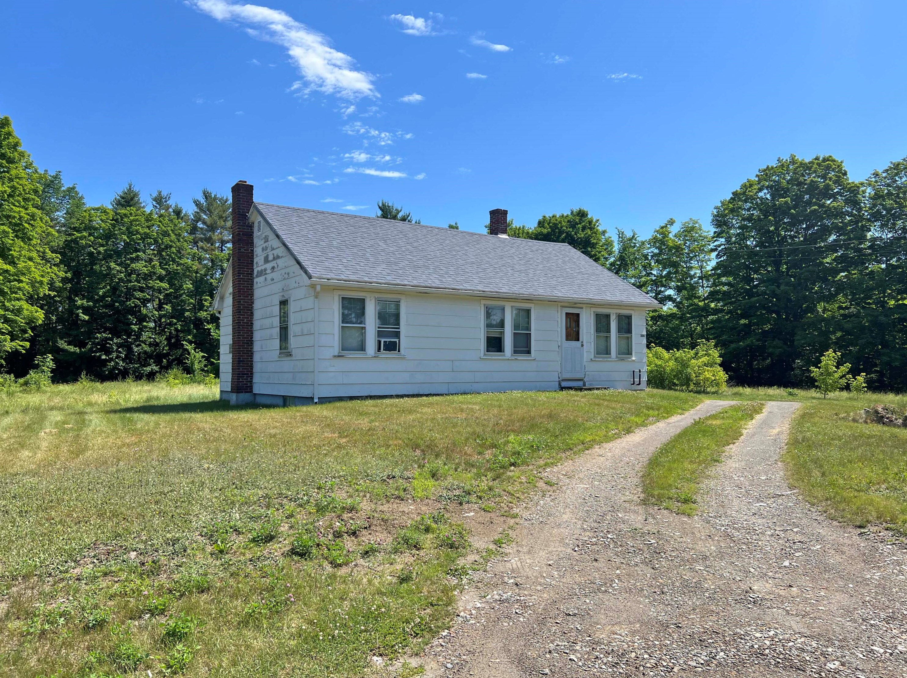 306 Hampden Rd, Carmel, ME 04419