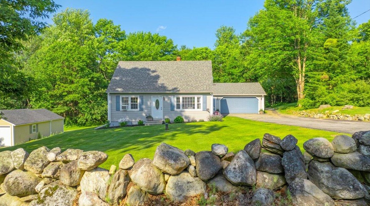 43 Saunders Rd, Greene, ME 04236