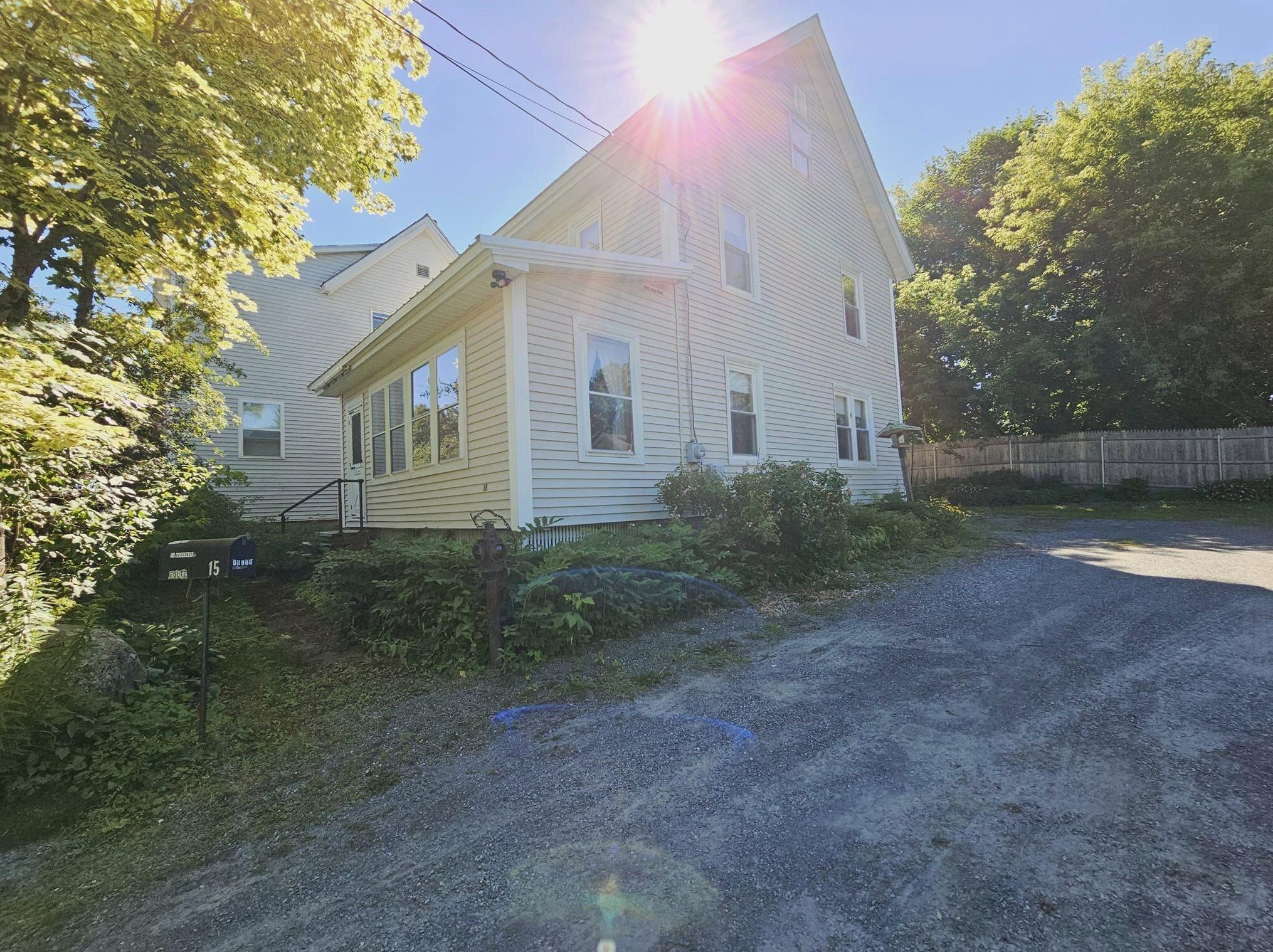 15 Broadway, Orono, ME 04473