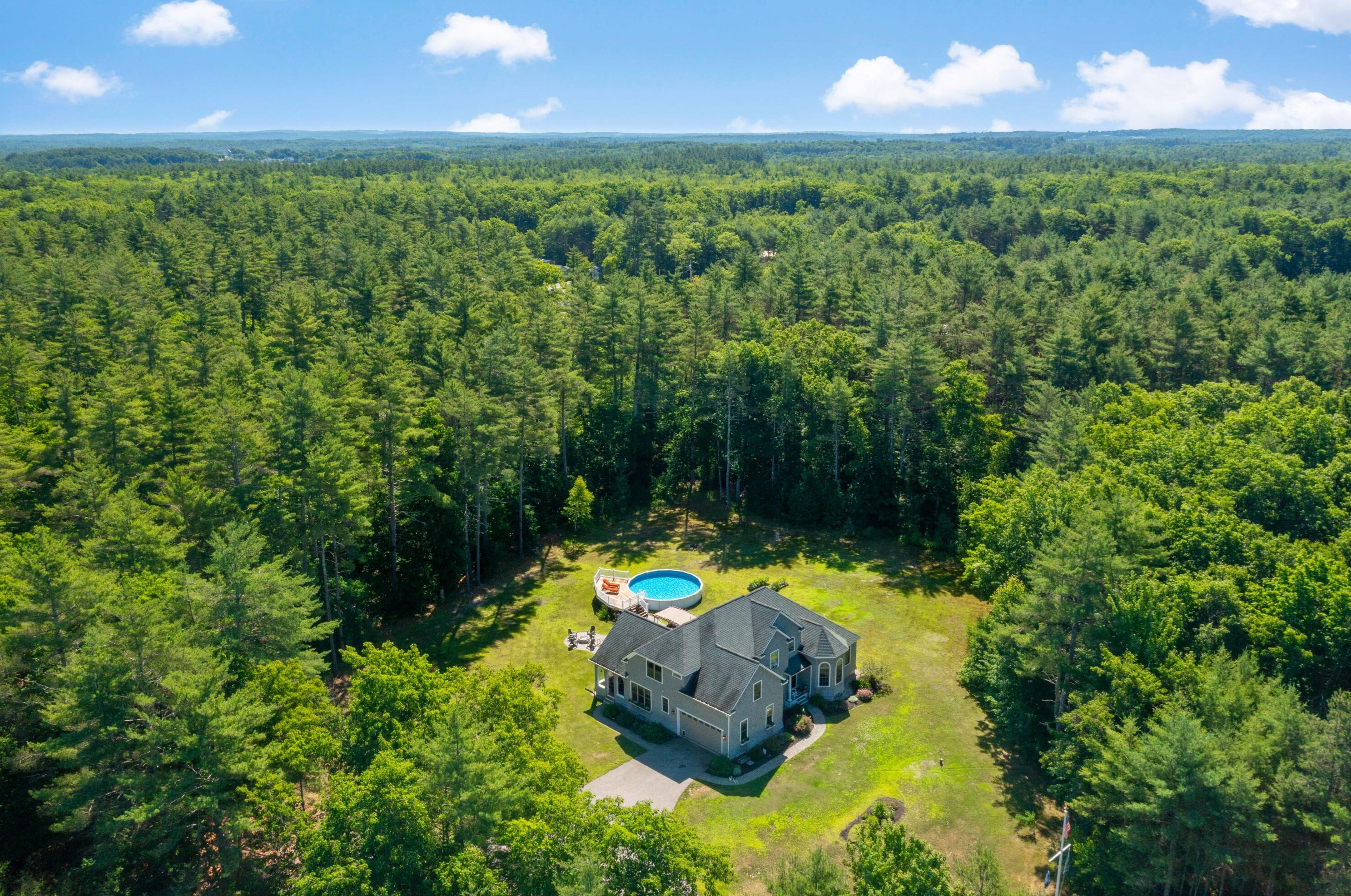 100 Buck St, Gorham, ME 04038-2200
