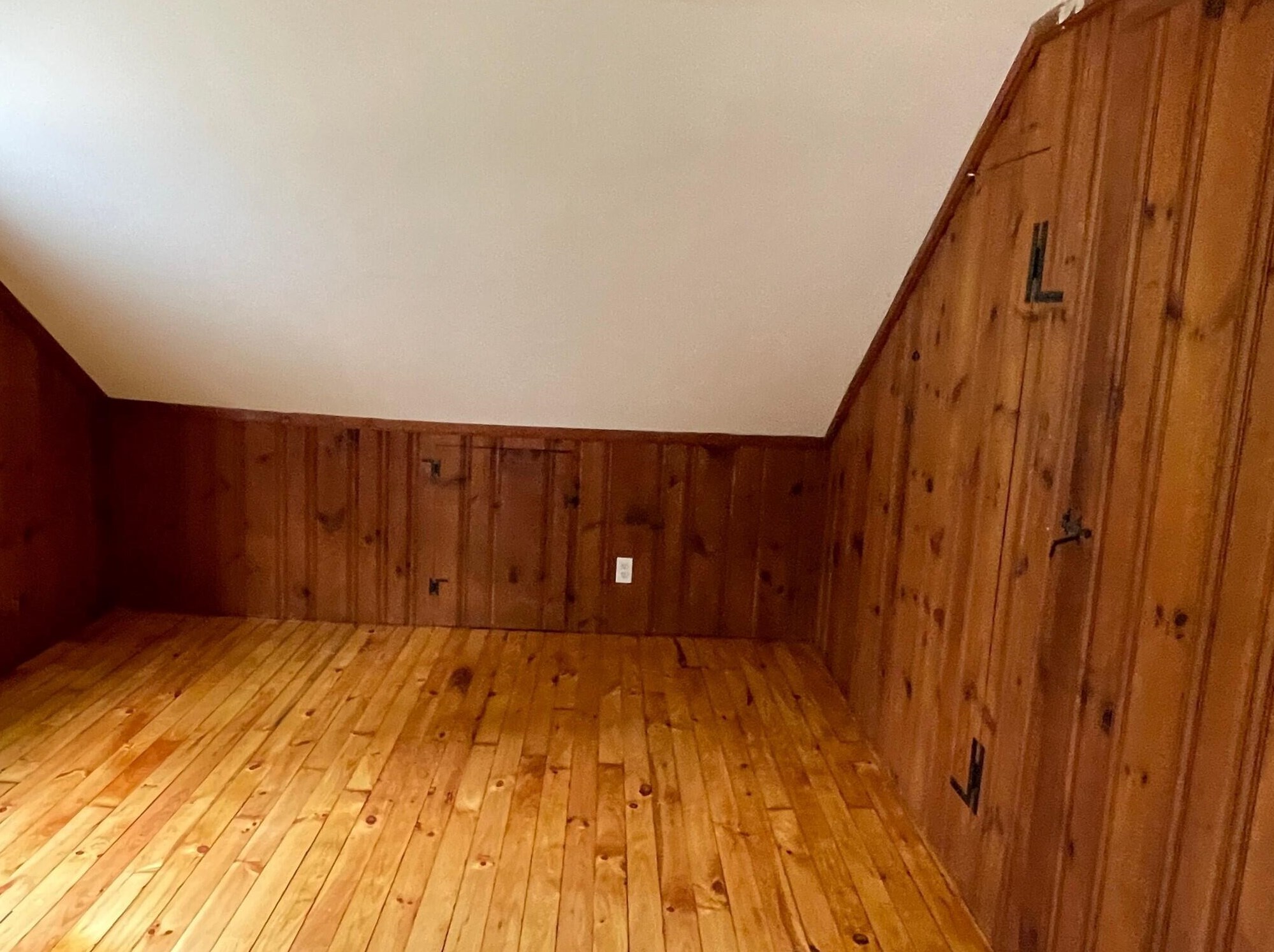 77 Middle Rd, Portland ME  04105-1820 exterior