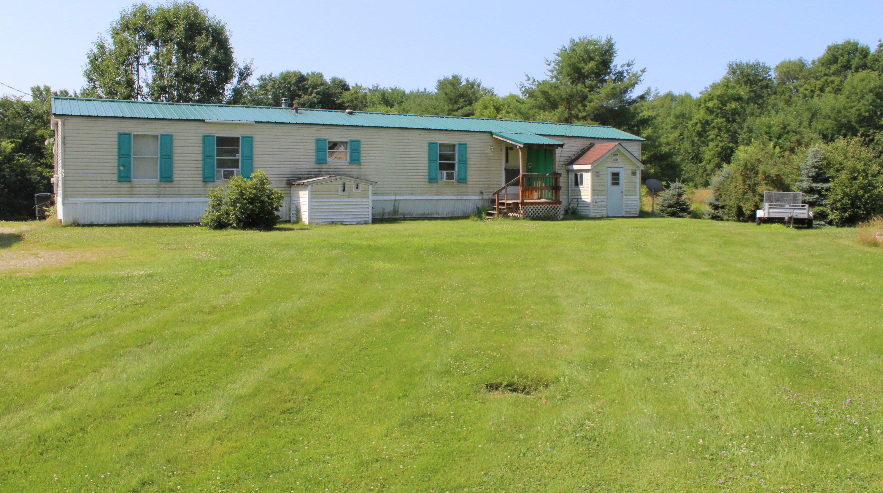 33 Pittston Rd, Pittston, ME 04345 exterior