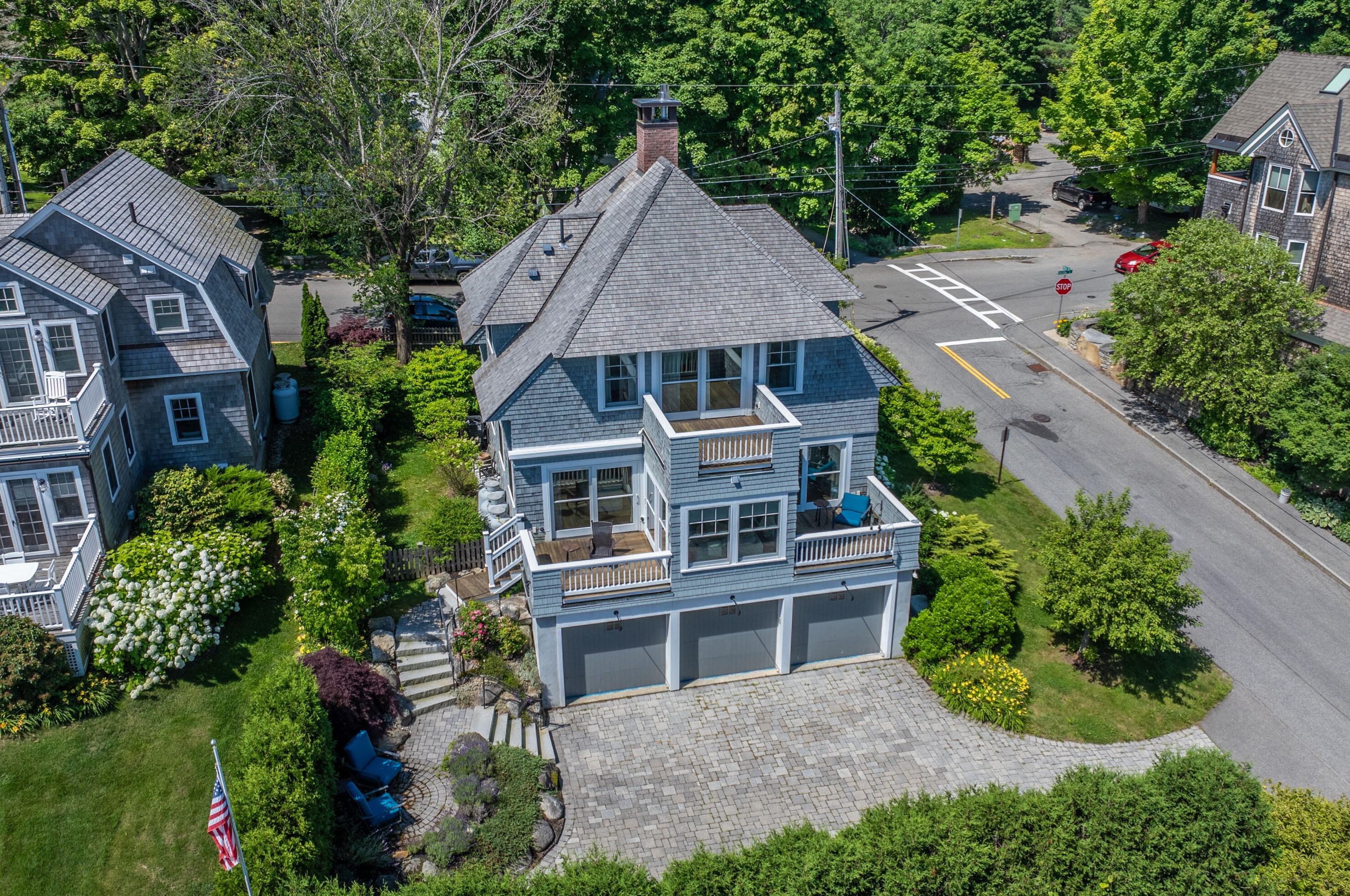 58 Chestnut St, Camden, ME 04843