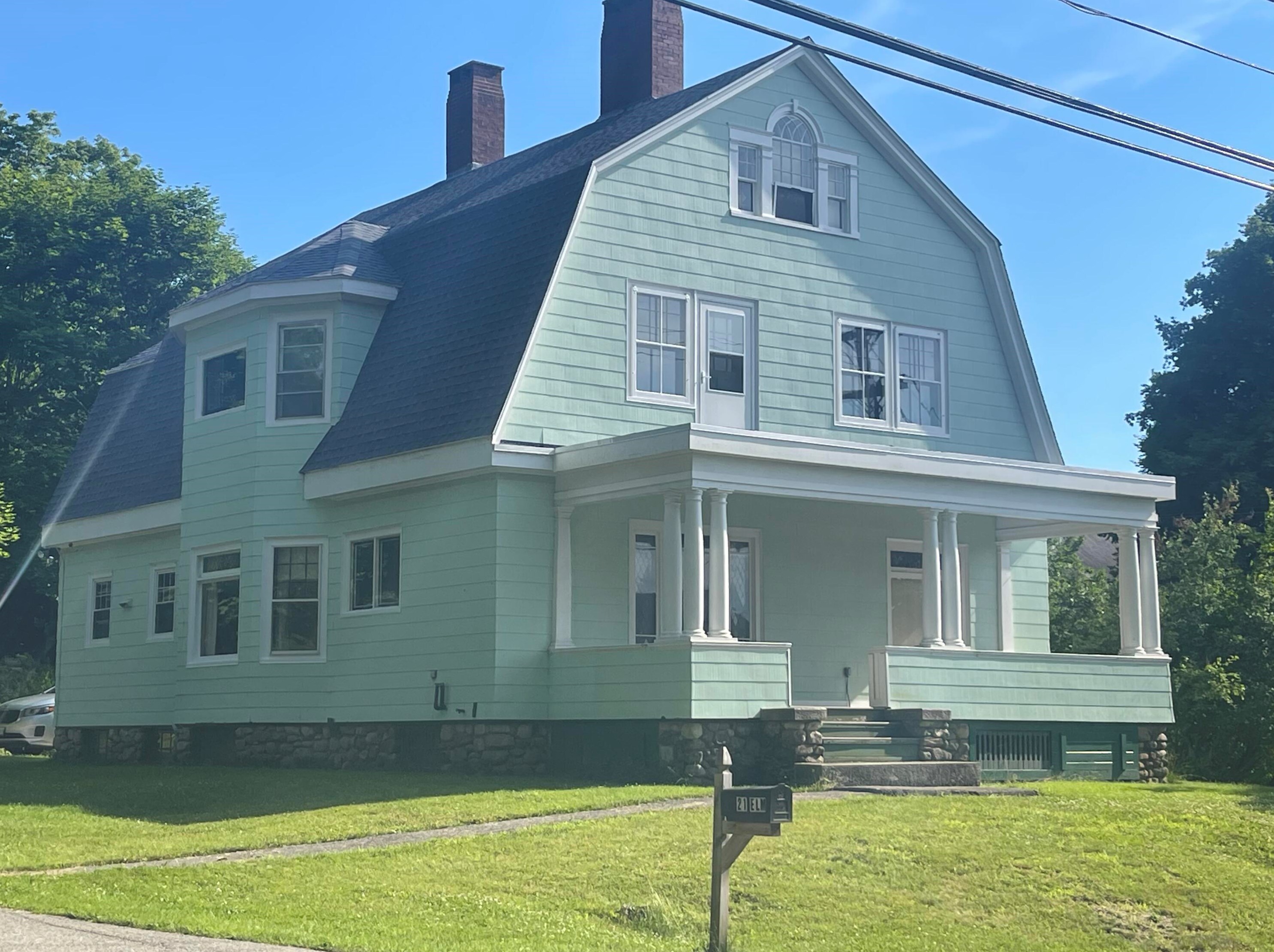 21 Elm St, Machias, ME 04654