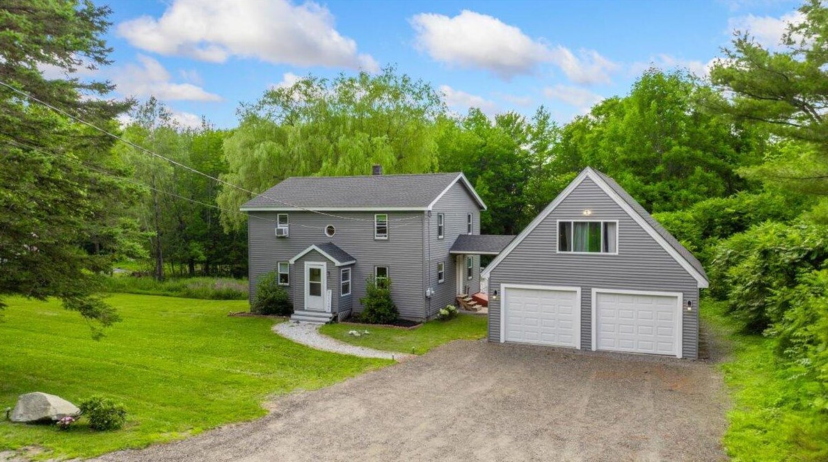 110 Plains Rd, Readfield, ME 04355