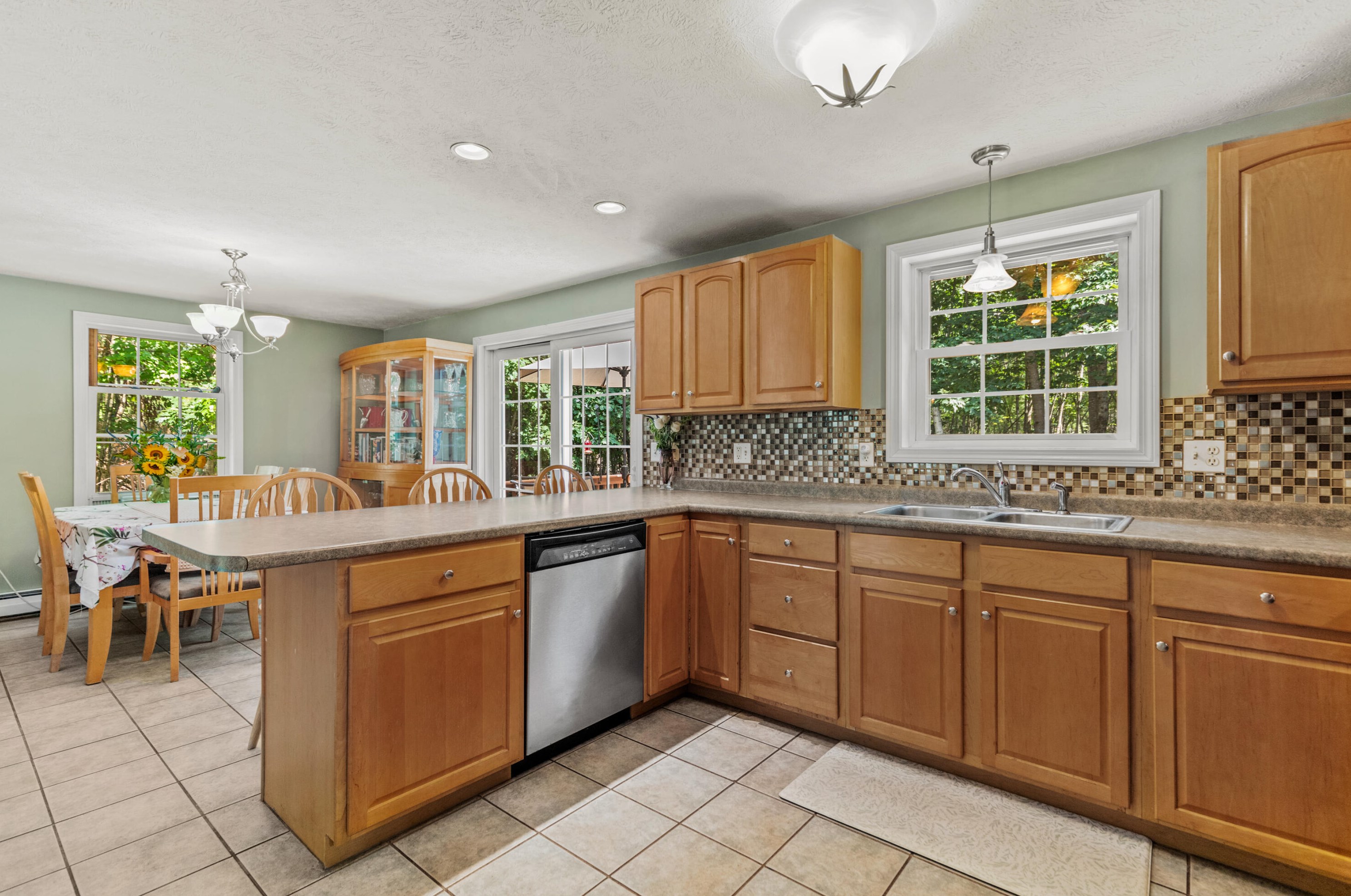 32 Ricks Way, Buxton, ME 04093