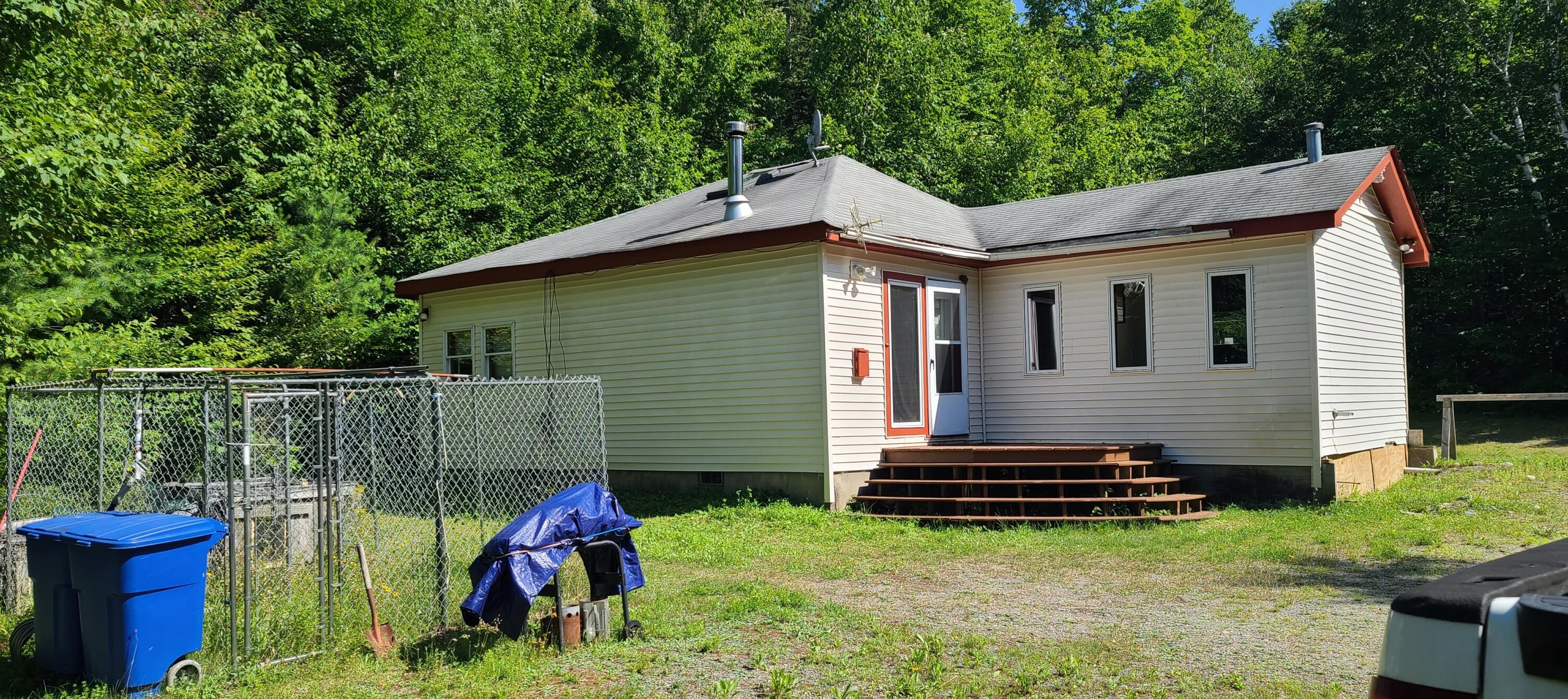 29 Chaney Way, Aurora, ME 04408