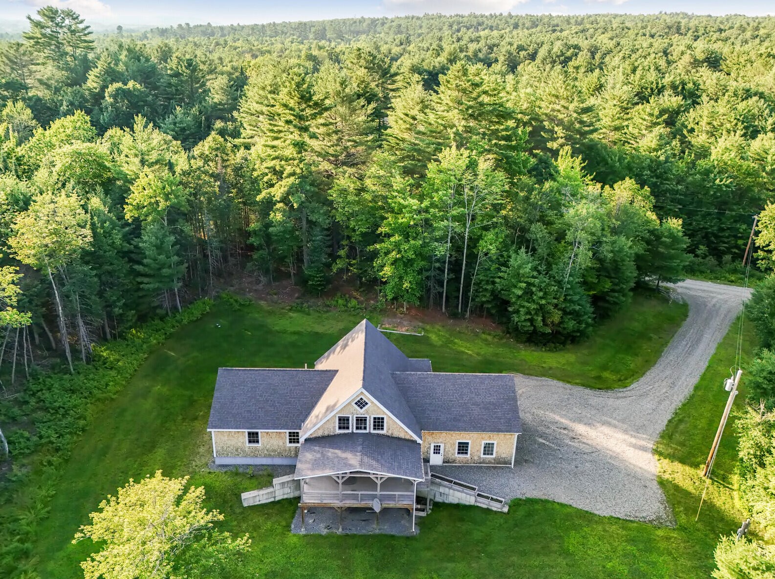 86 Skidmore Rd, Embden, ME 04958