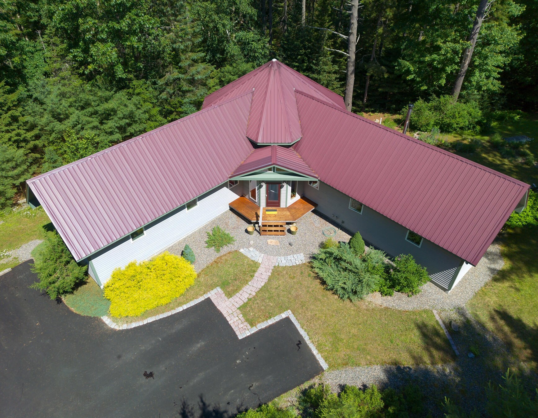 170 Pine Heath Rd, Bar Harbor, ME 04609