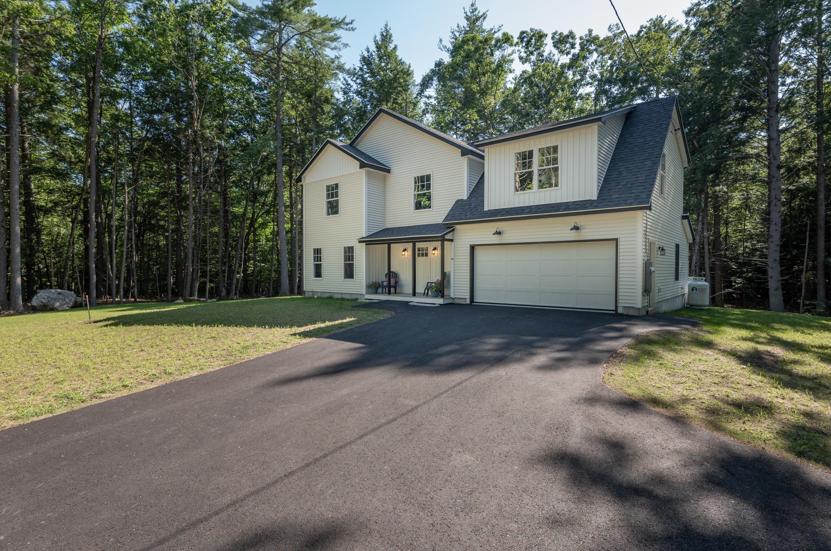 21 Joes Rd, Windham, ME 04062