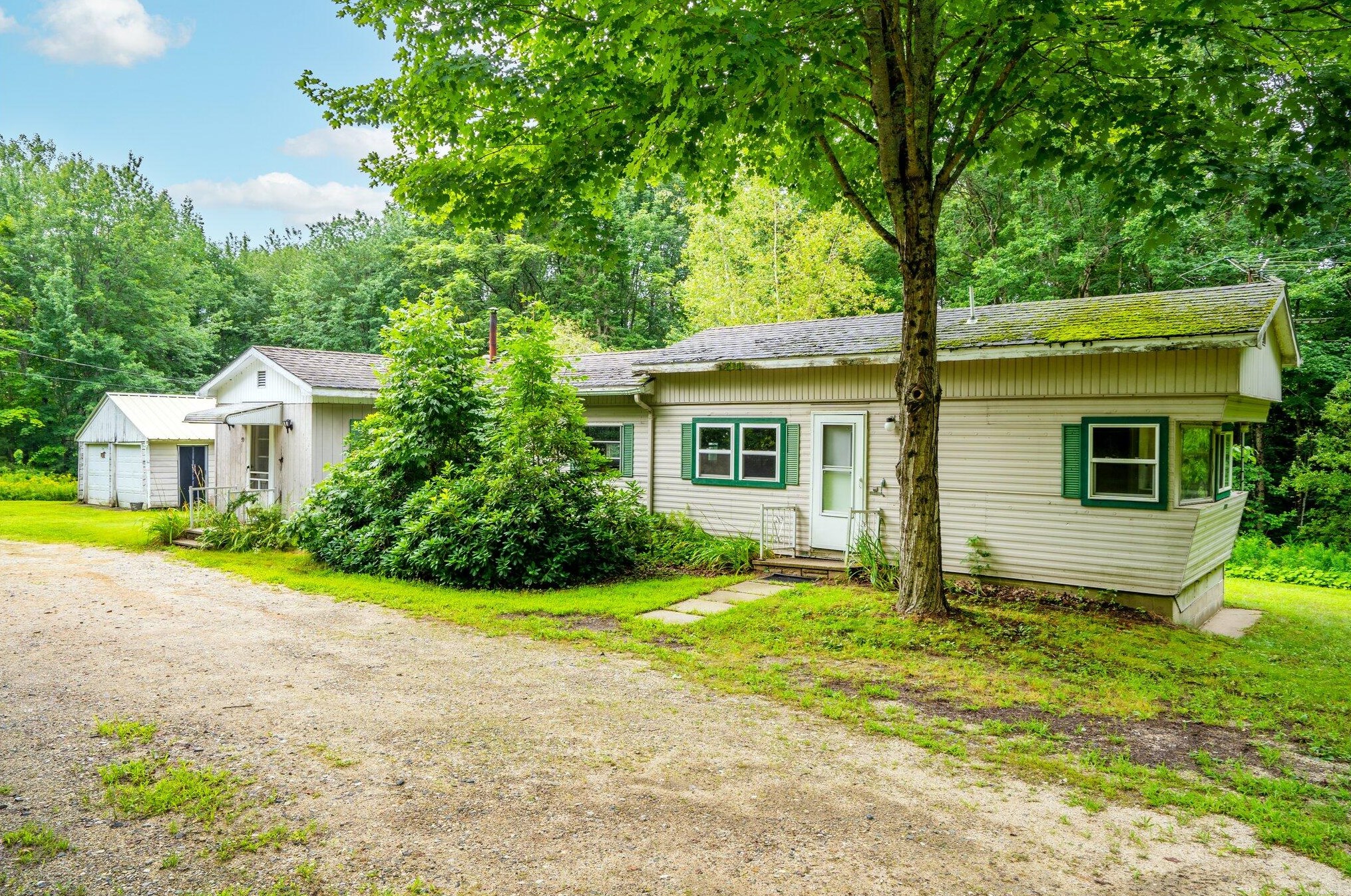 59 Intervale Rd, New Gloucester, ME 04260-3811