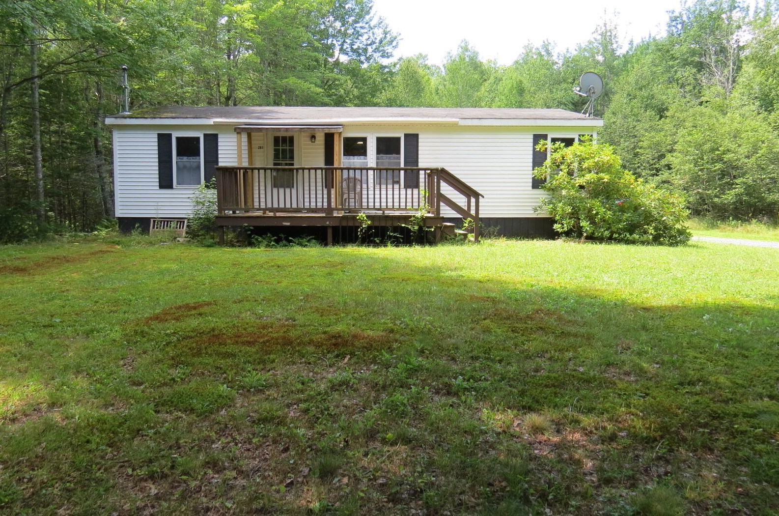 281 Morgan Bay Rd, Surry, ME 04684