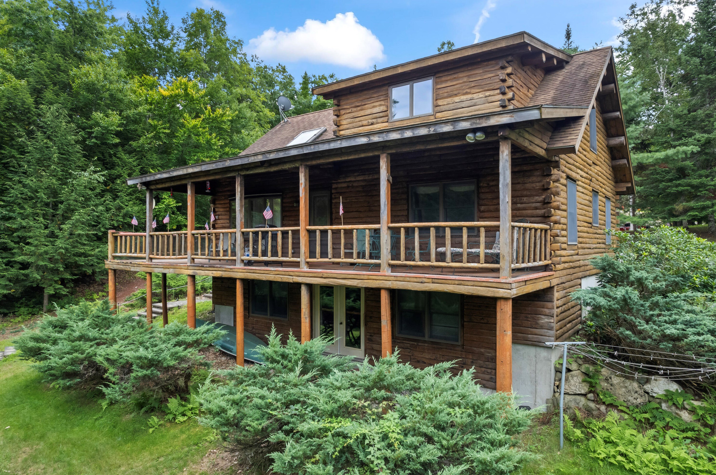 82 Hoyt Rd, Limerick, ME 04048