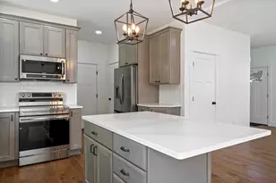 15 Magnolia Ln, Gardiner, ME 04345 - Photo 6