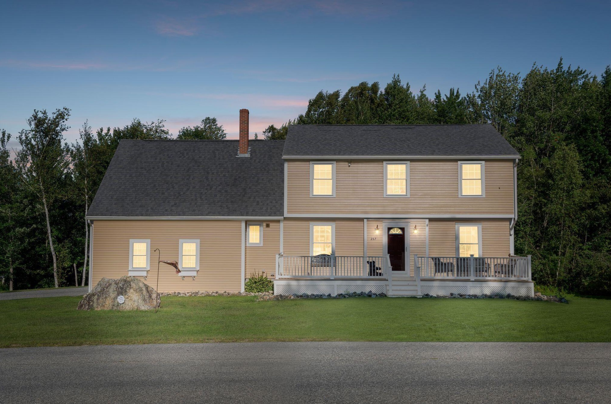 257 Fairway Dr, Auburn, ME 04210