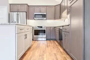 18 Daybreak Ln, Windham, ME 04062 - Photo 2