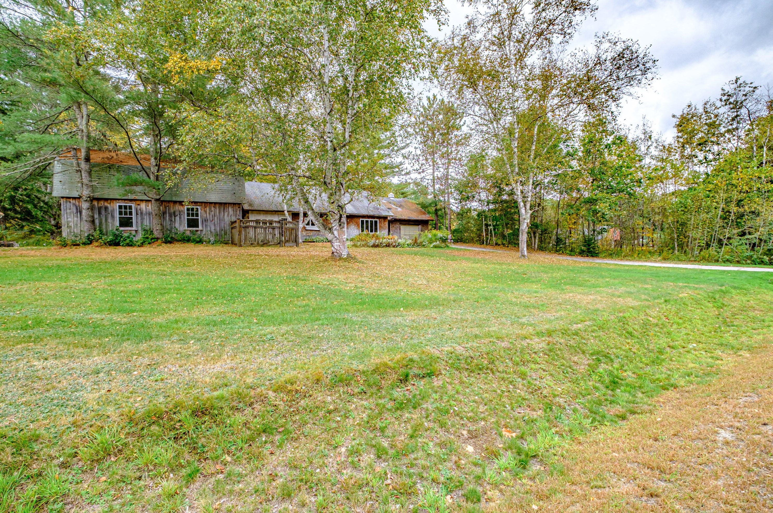 2457 Main St, Hanover, ME 04237-2405