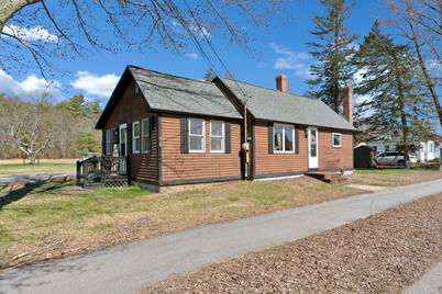 977 Main Street, Waterboro, ME 04087 - Photo 1