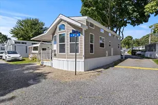 9 Bourne Ave, Wells, ME 04090 - Photo 4