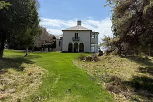 399 Hermits Point Rd, Islesboro, ME 04848 - Photo 18