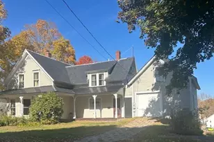 92 Pleasant St, Dover Foxcroft, ME 04426 - Photo 2