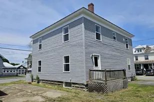 45 Madison Ave, Madison, ME 04950 - Photo 2