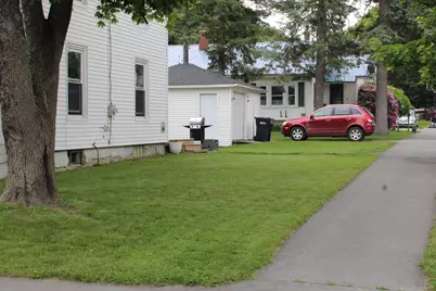 12 Fourteenth Street, Bangor, ME 04401 - Photo 2