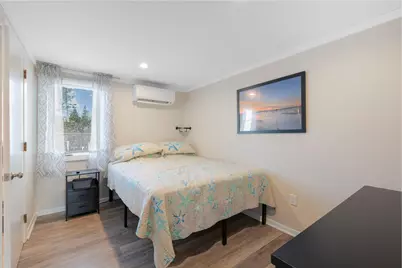 78 E Grand Avenue #102, Old Orchard Beach, ME 04064 - Photo 6