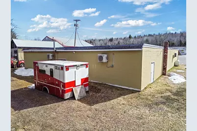 413 Wilton Road, Farmington, ME 04938 - Photo 4