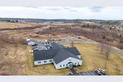 270 Pleasant Street, Rockland, ME 04841 - Photo 2