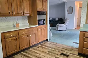 16 Sarah Ave, Lewiston, ME 04240 - Photo 10