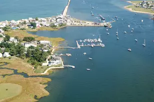 162 Beach St, Saco, ME 04072 - Photo 32