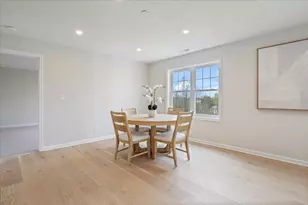 24 Regency Cir, Kittery, ME 03904 - Photo 10