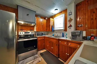 33 Columbia Street, Houlton, ME 04730 - Photo 14