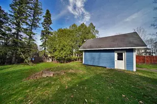 33 Columbia St, Houlton, ME 04730 - Photo 8