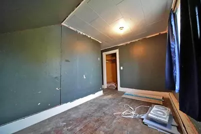 33 Columbia Street, Houlton, ME 04730 - Photo 32