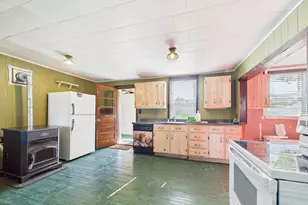 13 Wilder St, Washburn, ME 04786 - Photo 4