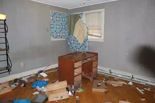 17 Heselton St, Skowhegan, ME 04976 - Photo 6