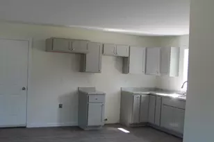 18 Thurlow Ave, Oxford, ME 04270 - Photo 14