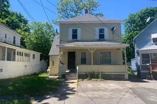 91 Elm St, Millinocket, ME 04462 - Photo 2