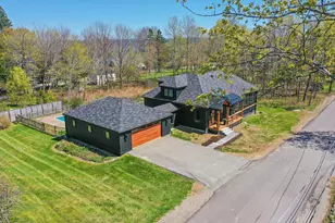 16 Cottage St, Belfast, ME 04915 - Photo 12