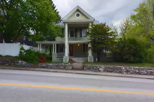 325 Court St, Auburn, ME 04210 - Photo 1