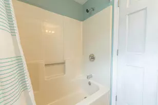 7 Salmon Run, Raymond, ME 04071 - Photo 28