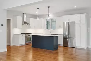 2 Washburn Farm Ln, Kittery, ME 03905 - Photo 8